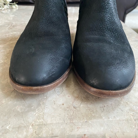 Women's Black Ankle Boots - Picture 9 of 10